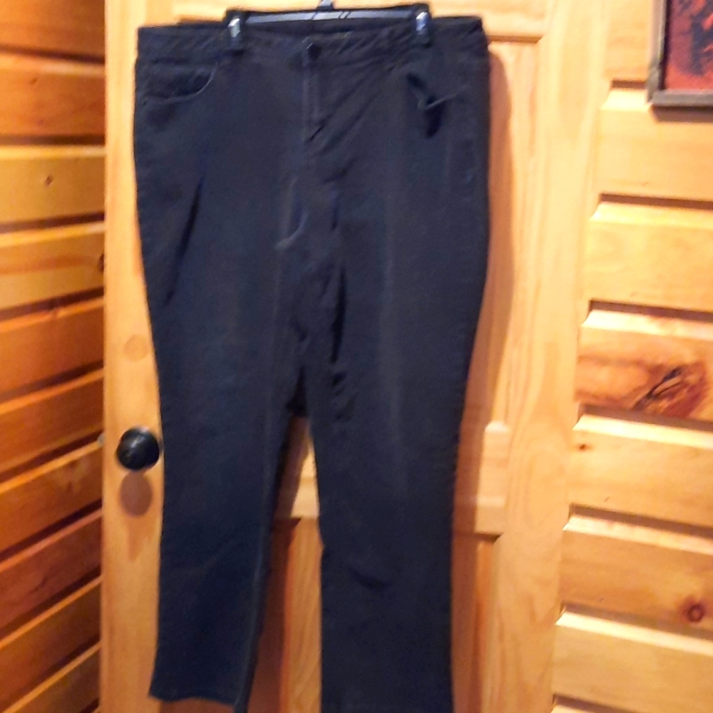 Venezia jeans size 22 black